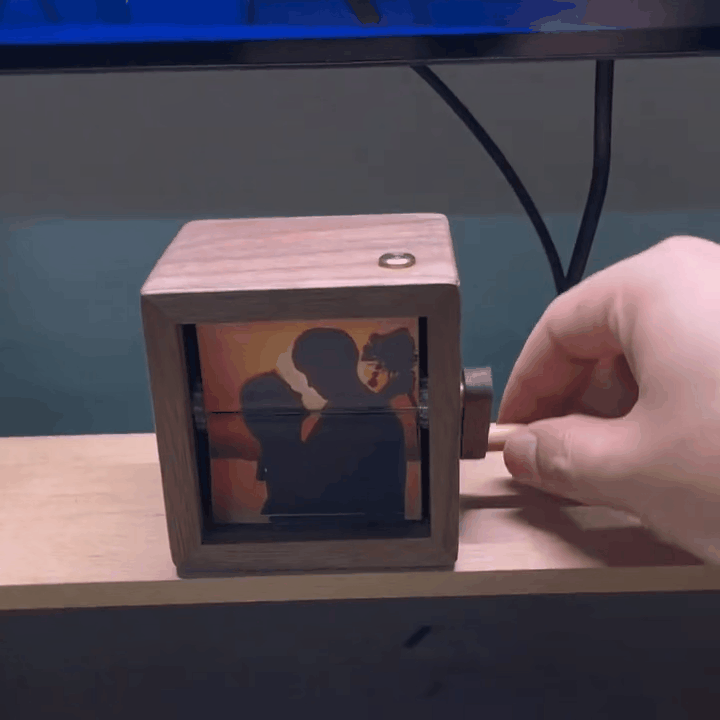 Hand-cranked Walnut Dynamic Glowing Photo Album - EaseWoo