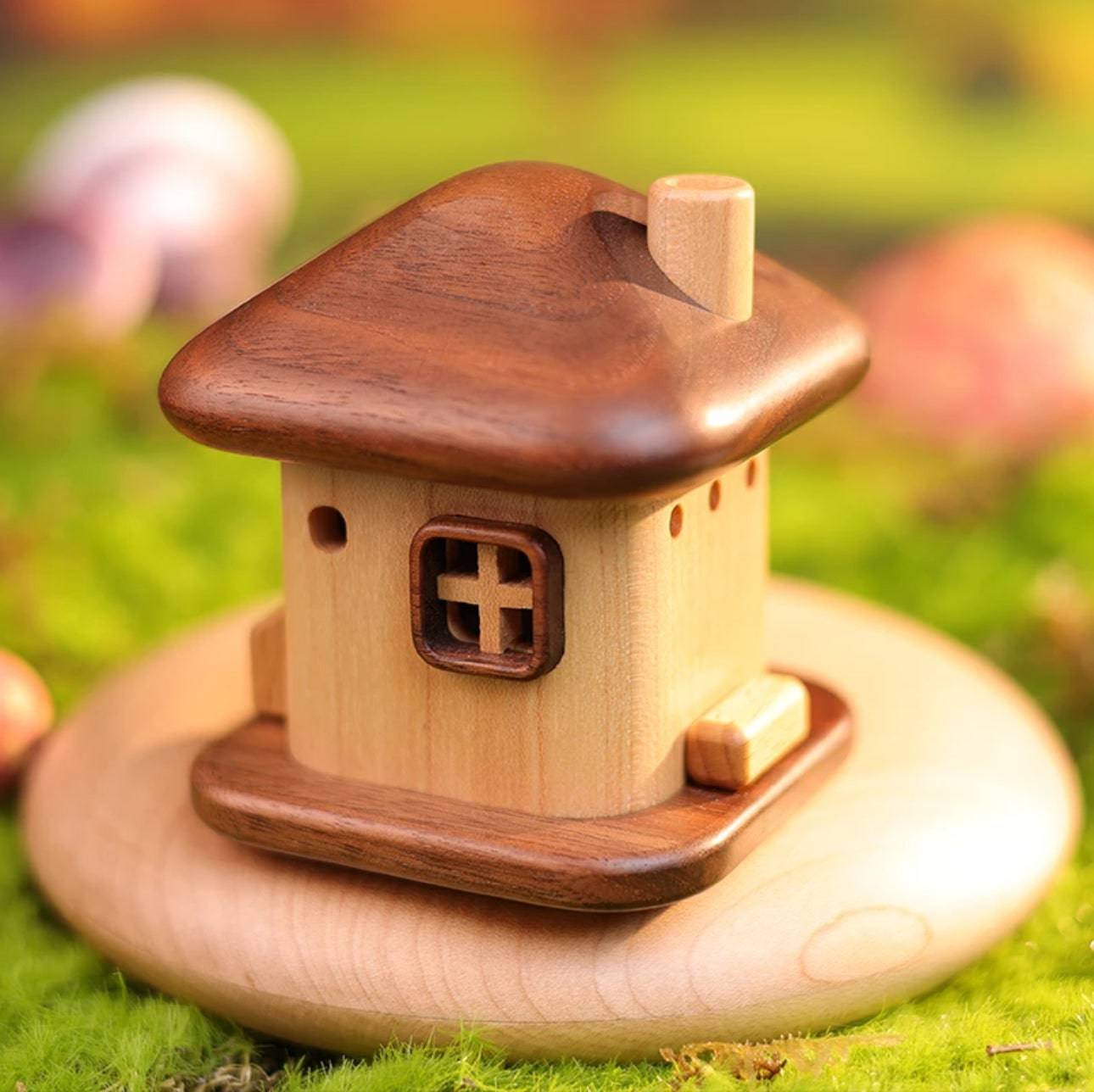 Magnetic Levitation Aromatherapy Cabin--Living in the Forest Night Light Creative Desktop Ornaments--Birthday and Holiday Gifts - EaseWoo