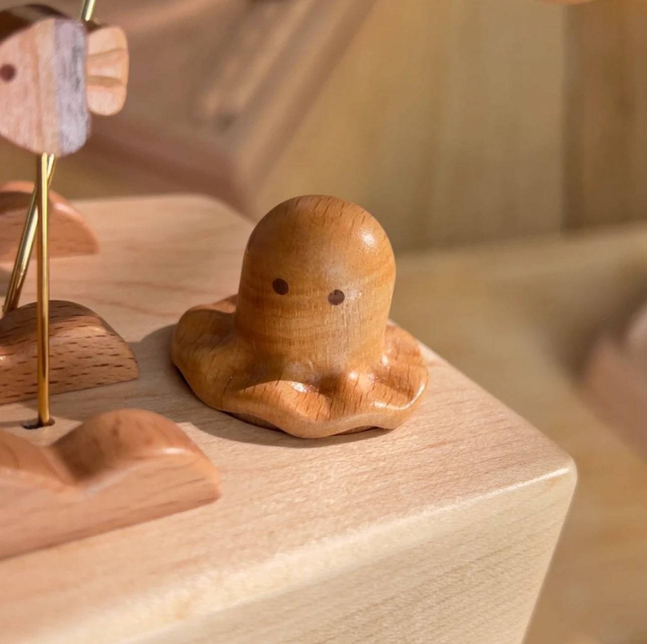 Original Ocean Series: Handcrafted Wooden Turtle Figurine in Constant Motion - EaseWoo