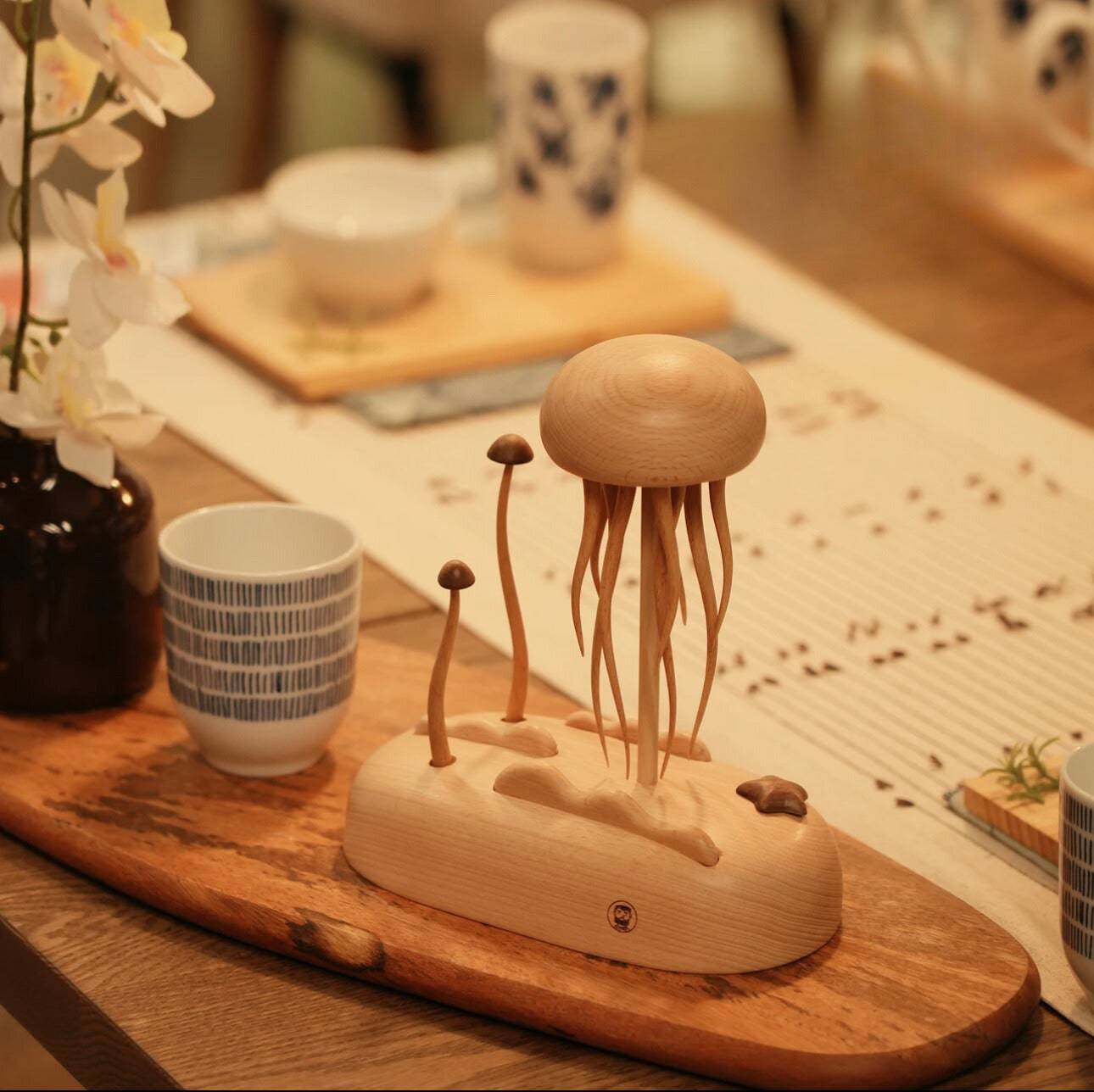 Original Ocean World Jellyfish Wooden Ornament - Natural Wood Exquisite Craftsmanship Unique Decoration Handmade Indoor Decor - EaseWoo