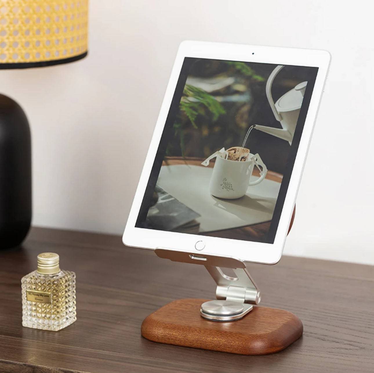 New Arrival Handmade Wooden Shiba Inu Multifunctional Holder - Perfect for supporting phones, tablets, Computers and books - EaseWoo