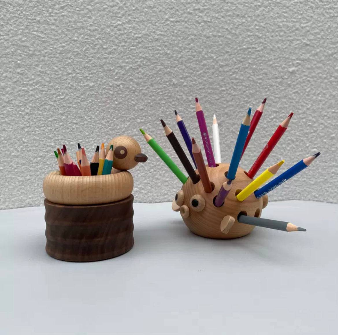 Add a Touch of Elegance to Your Desk with the Globefish Wooden Pen Cup Pencil Holder - EaseWoo