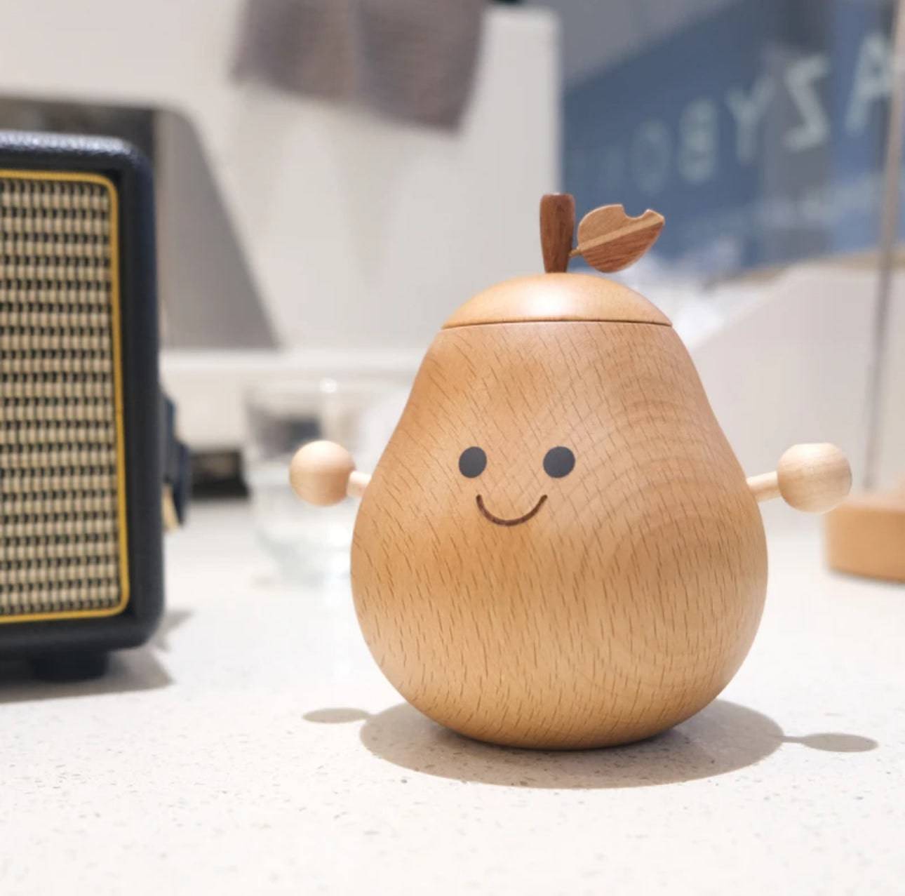 Hug Pear--Fruit Elf Creative Flower Arrangement Desktop Vase--Home Office Decoration - EaseWoo