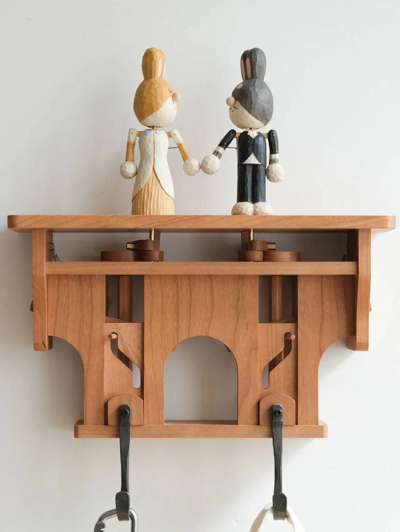 Limited Edition Hand-Carved Bunny Automata Wooden Wall Hanger – A Fusion of Art and Functionality - EaseWoo
