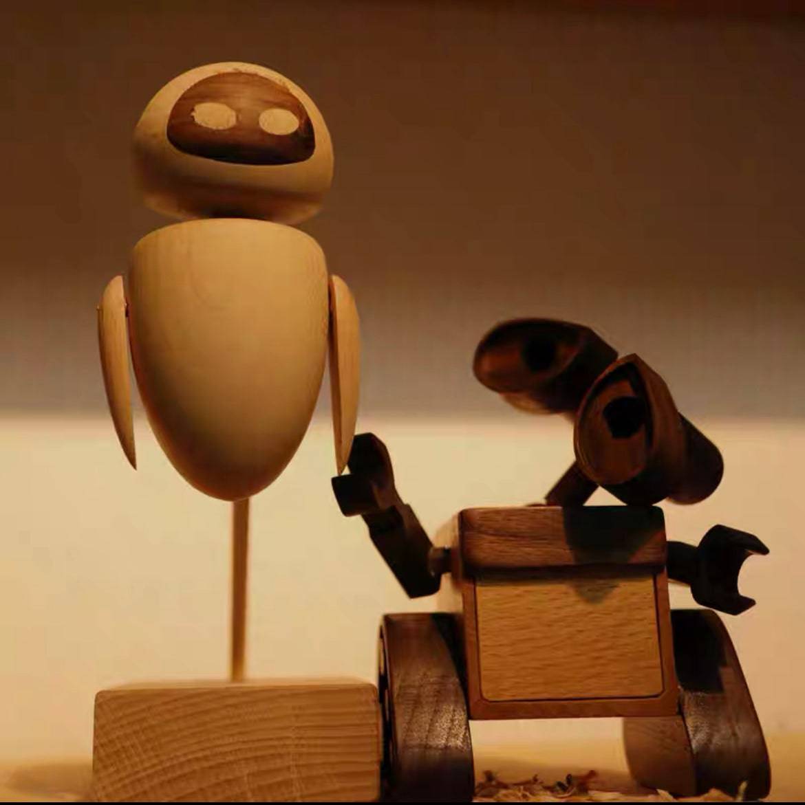 Inspired by WALL-E Vintage Creative Wooden Robot Figurine Special Gift for Couples Creative Gift - EaseWoo
